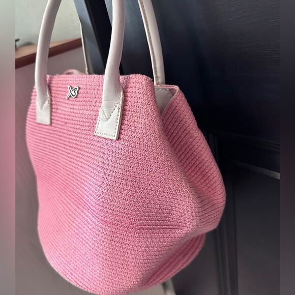 Betmar New York Pink Straw Purse with White Leather Handles - Picture 2 of 6